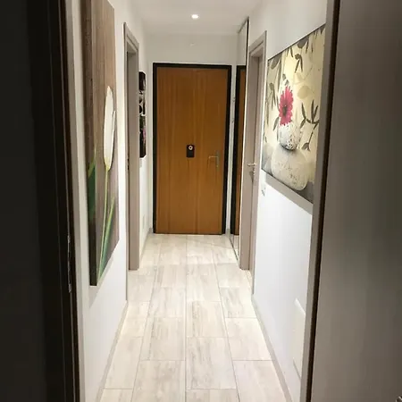 بيت ضيافة V Torre V Nigrisoli A Porta San Vitale 3*