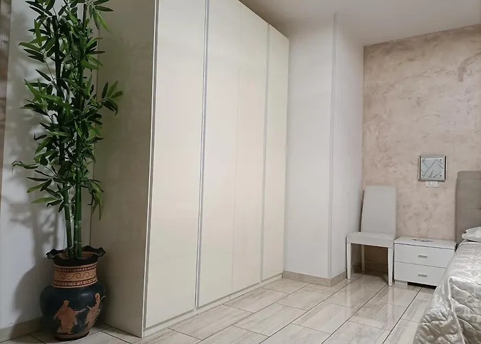 Πανσιόν V Torre V Nigrisoli A Porta San Vitale Μπολόνια