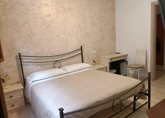 V Torre V Nigrisoli A Porta San Vitale 3* Μπολόνια